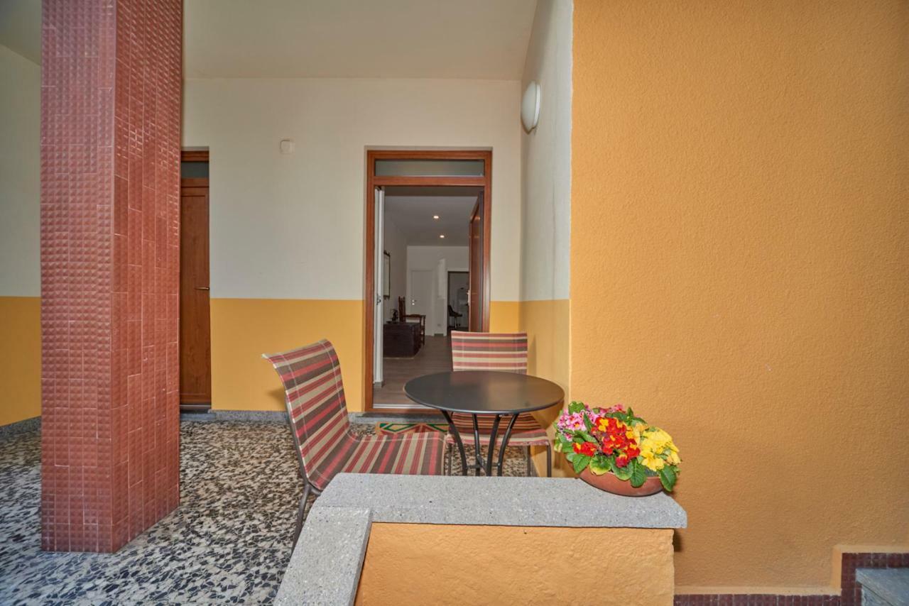 Casa Della Nonna Apartment Абадия Лариана Екстериор снимка